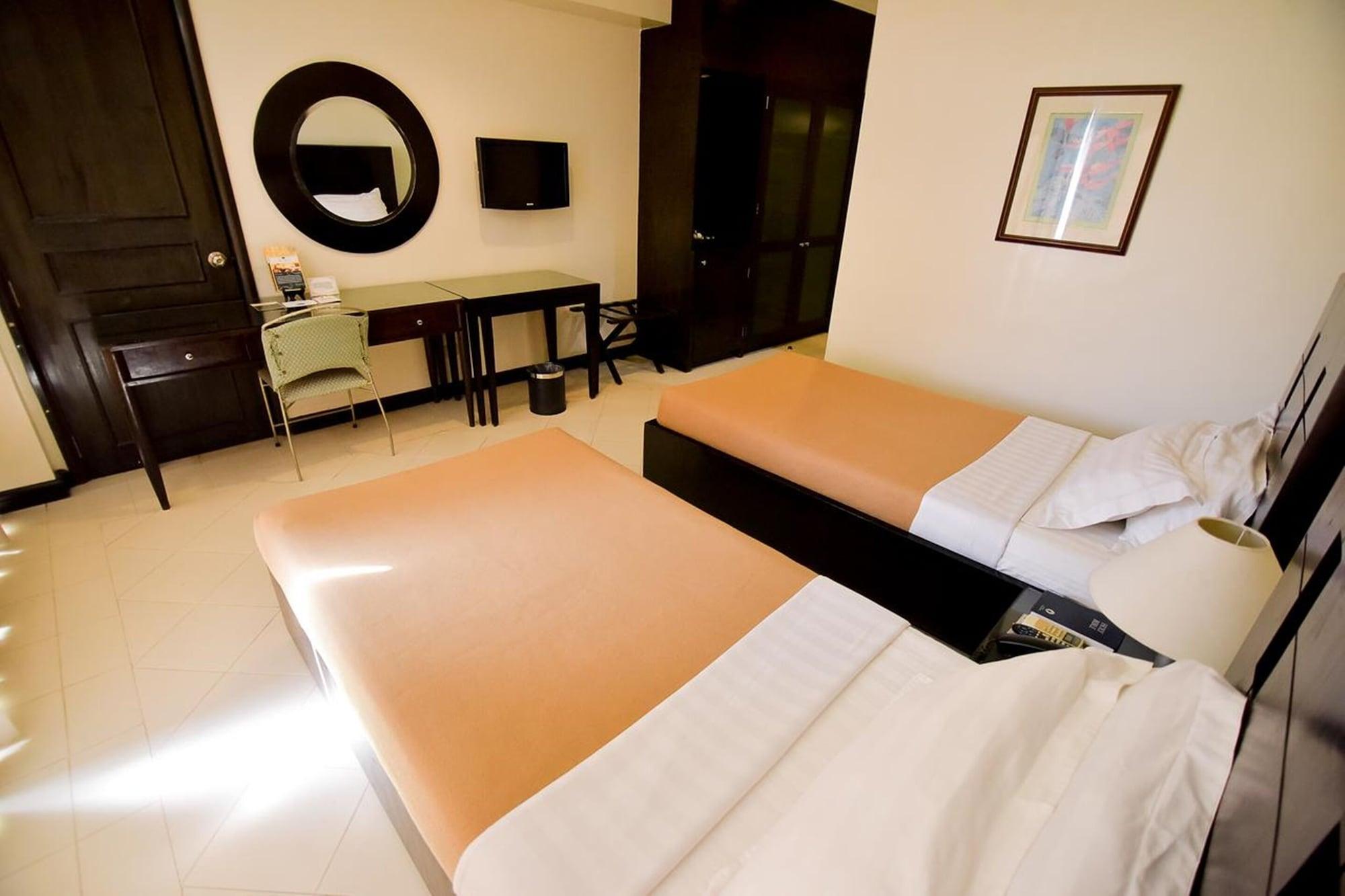 Hotel Tavern Surigao Eksteriør billede