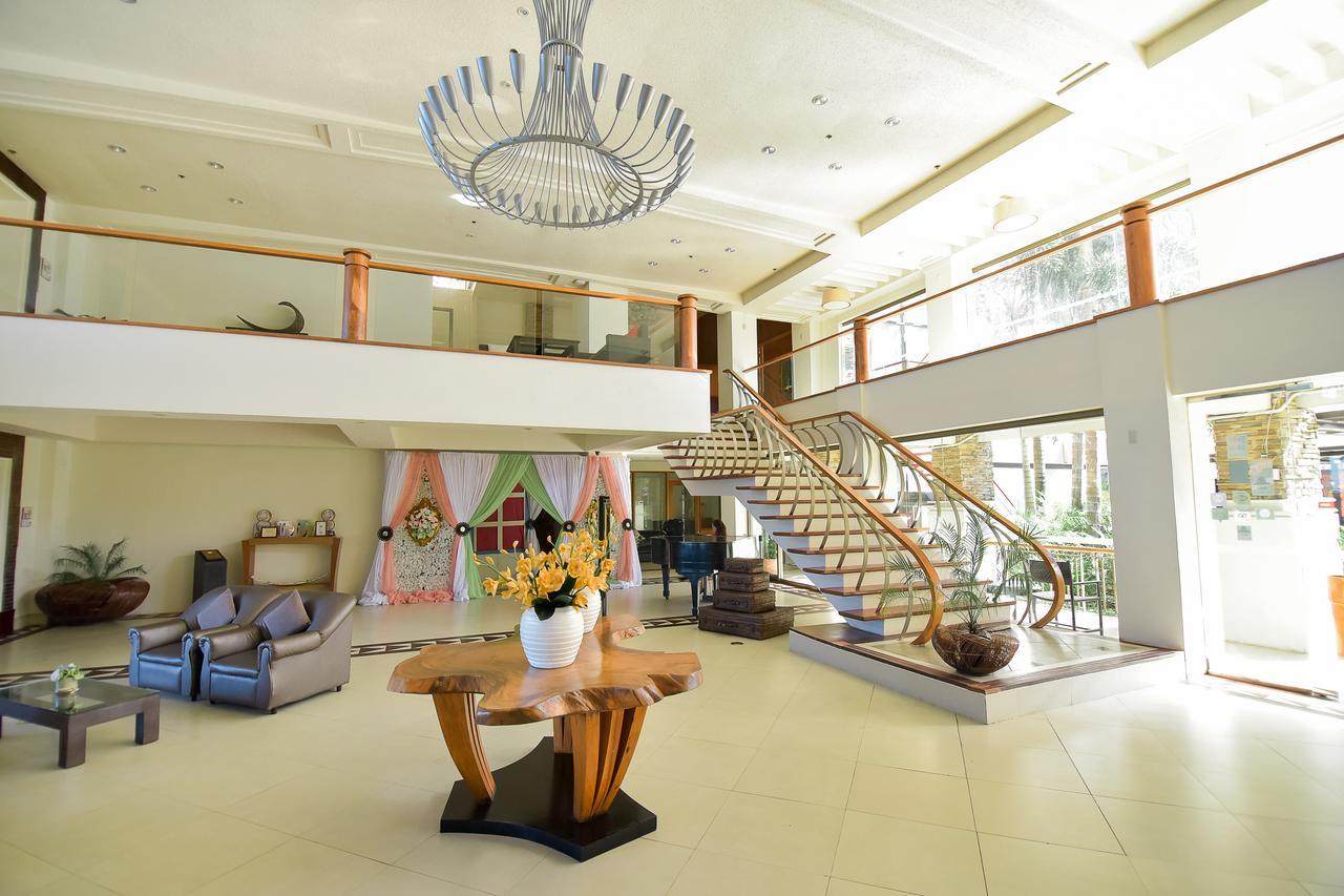 Hotel Tavern Surigao Eksteriør billede